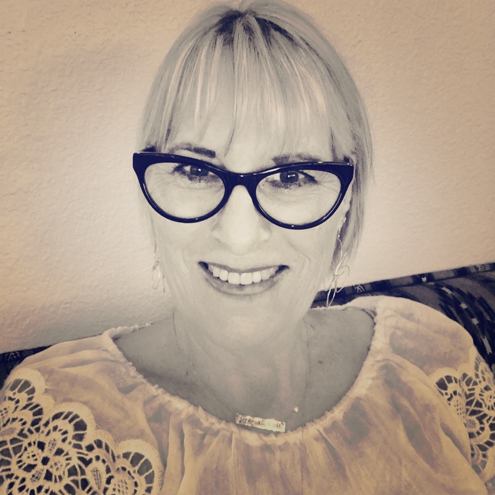 Meet your Posher, Lori